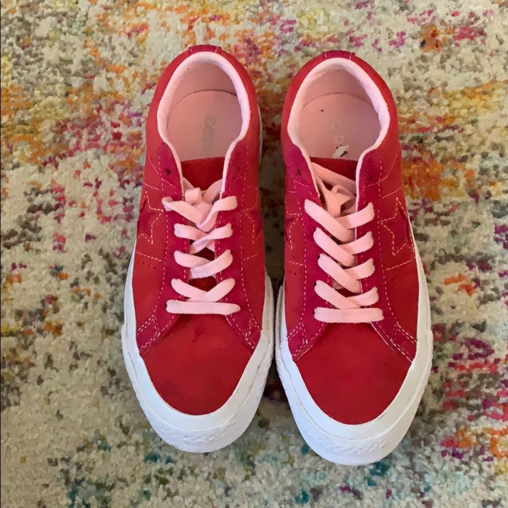Converse One Star in Pink and Red